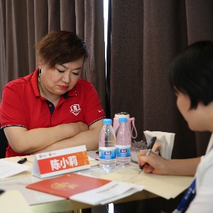 陈小莉诊断师