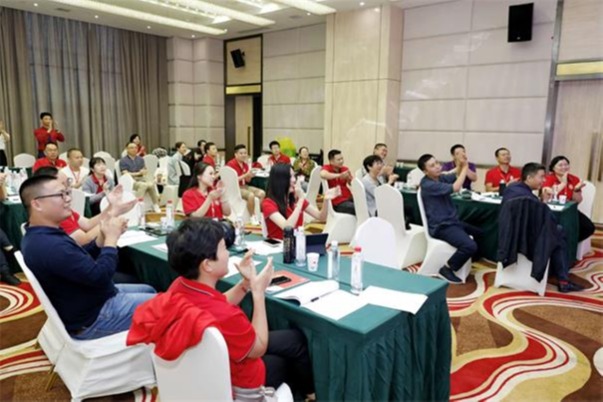 扒皮师课程现场