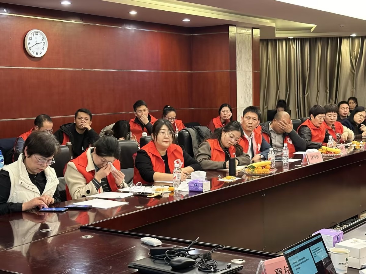 河南牛商汇扒皮会现场