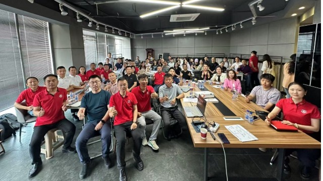 苏州牛商汇第十一届牛商争霸赛军政启动会：凝聚共识，共赴增长