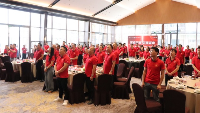 第十一届牛商争霸赛深圳战区：以 AI 领航创全域增长，高覆盖率铸就荣耀新篇