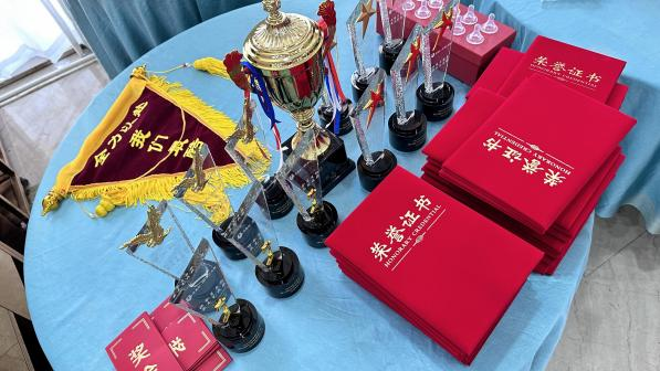 牛商争霸赛表彰