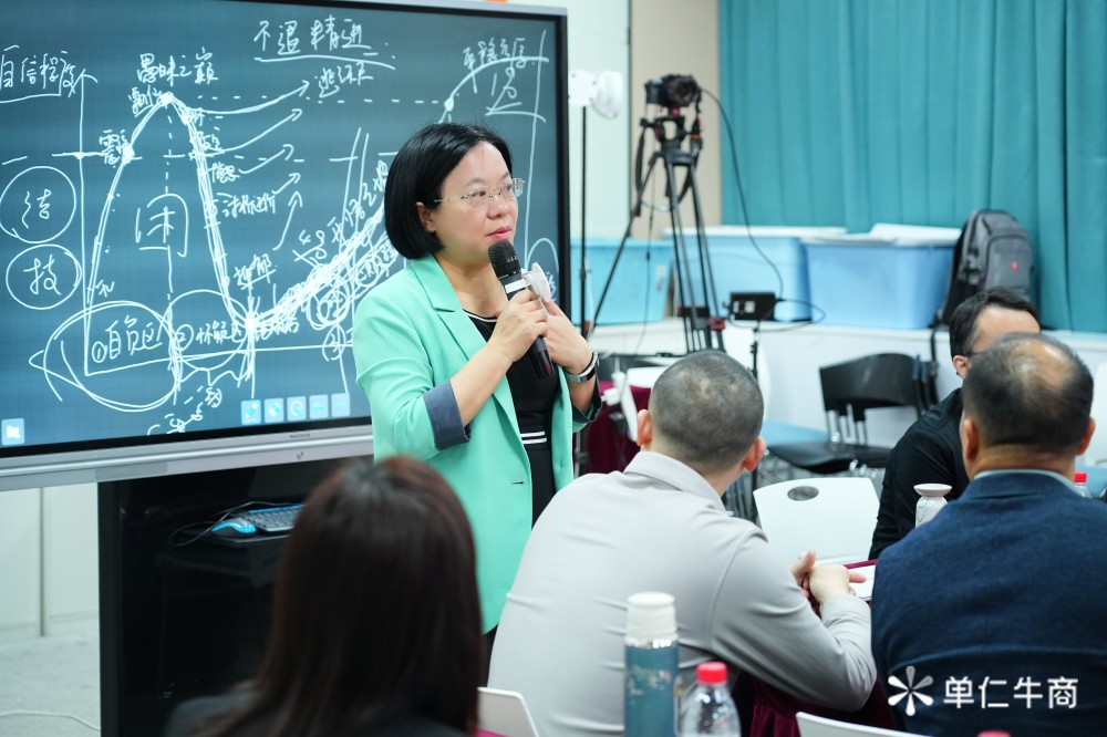 曾吉元总政委的赋能