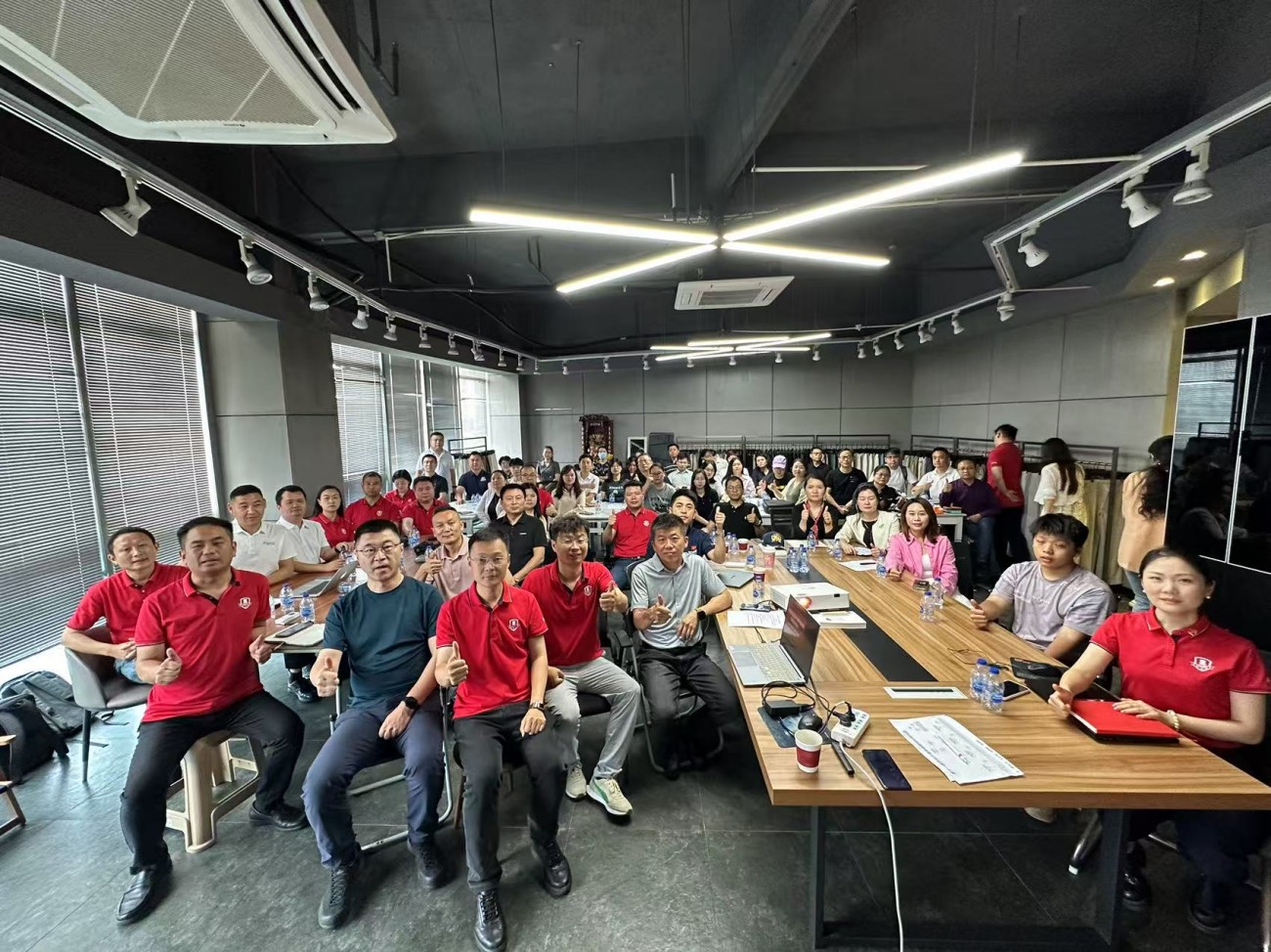 苏州牛商争霸赛军政启动会