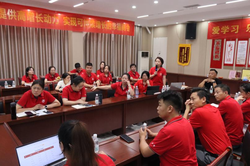 湖北牛商汇举办扒皮会活动