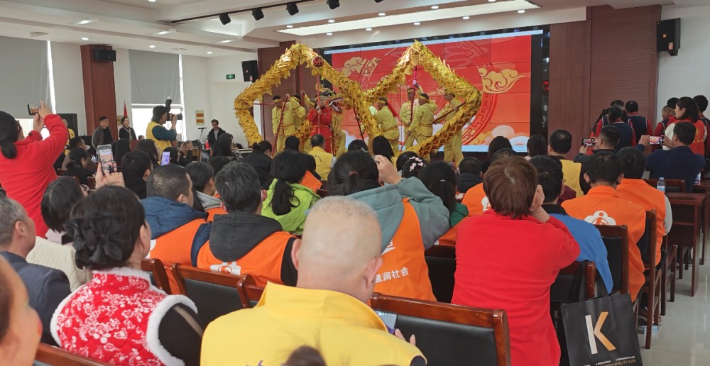 无锡牛商汇赴残暖心行动传递温情